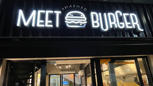Meet Burger