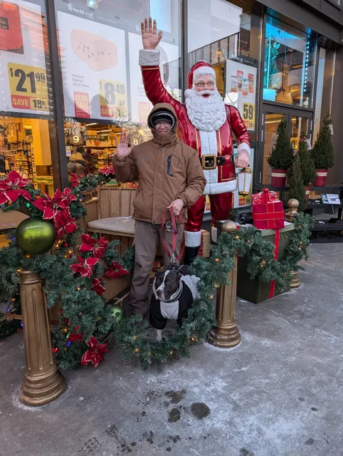 Warbasse Shopping Center