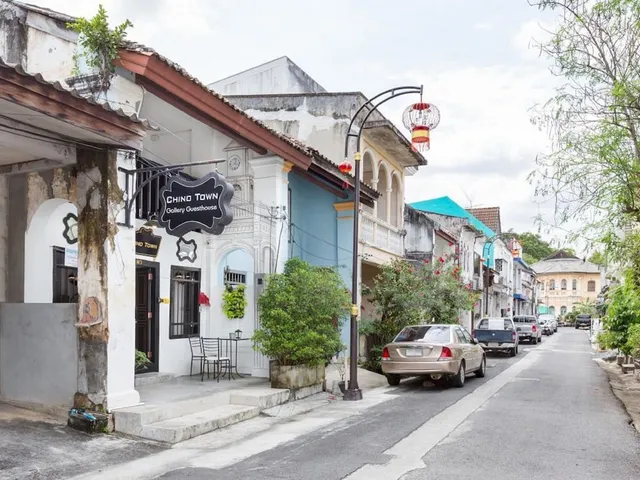Chino Town Gallery Alley