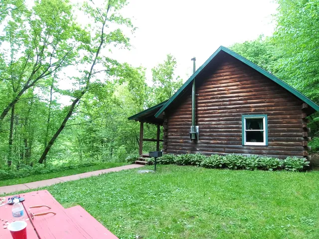 Pleasant Valley Log Cabins