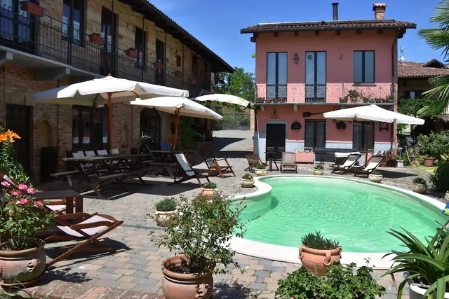 The Court of Gerardo