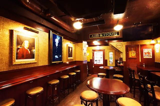 HUB Yotsuya Shinmichi St.