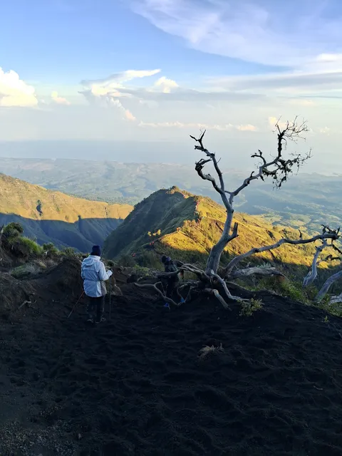Rinjaniisme | Mount Rinjani Trekking & Transport service by Senaru Local