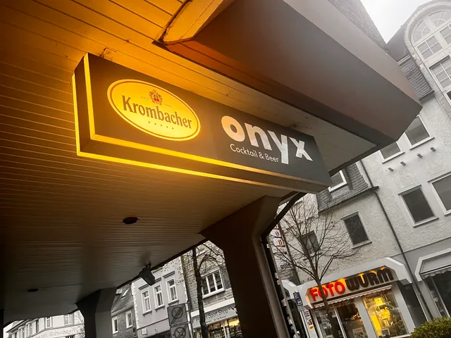 Onyx Cocktail & Beer