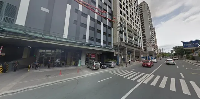 Summit Hotel Greenhills