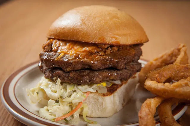 Topher's Burgers & Biscuits - Hardy Street