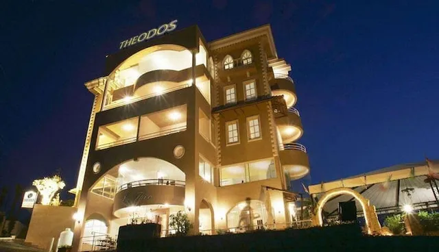 Theodos Hotel