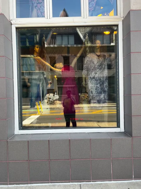 Eons Fashion Antique