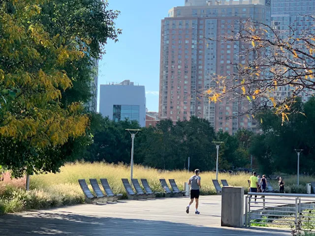 Gantry Plaza State Park Recreational Dock