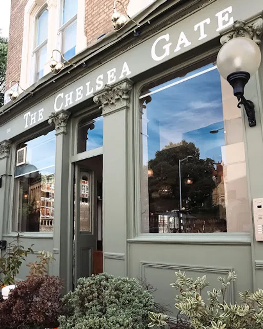 The Chelsea Gate