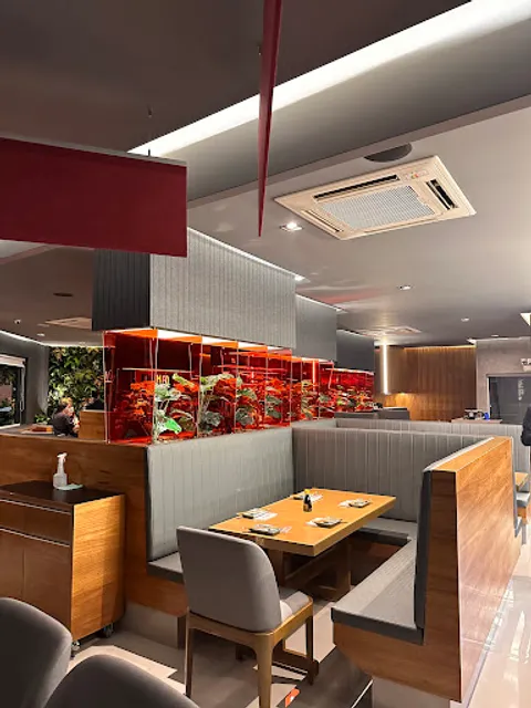 Restaurante Japonês - HAYSU SUSHI