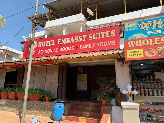 Hotel Embassy Suites