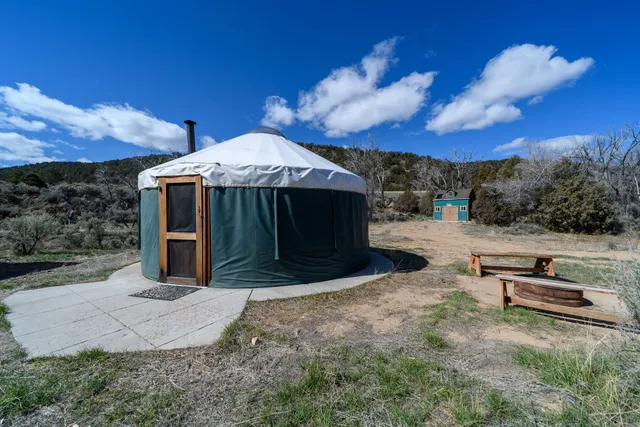 Uyurt Adventure Rentals