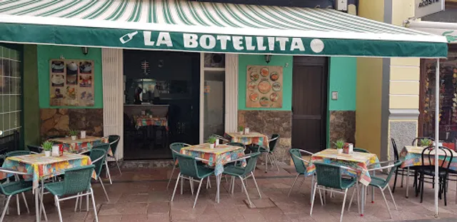 Pizzería La Botellita