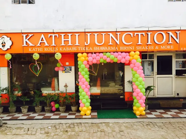 Kathi Junction | काठी जंक्शन जलपानगृहस्य