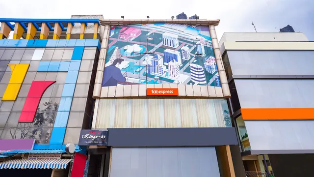 FabExpress The Kings 10 Laxurious