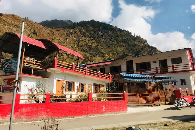OYO Yamuna Kriti Cottages Yamunotri
