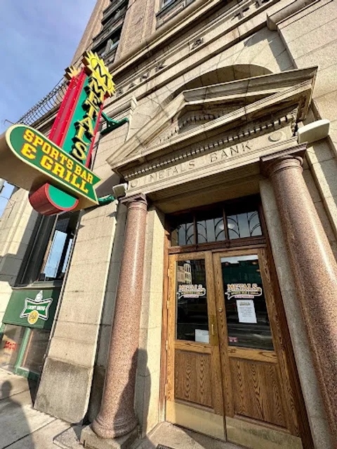 Metals Sports Bar and Grill