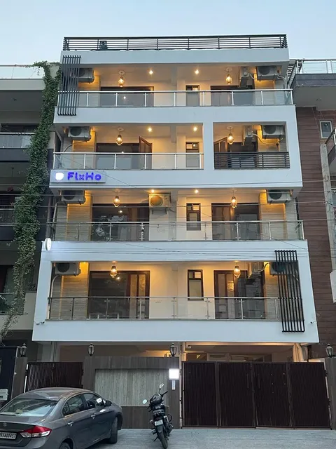 FlxHo Uno- Serviced Apartments & Rooms