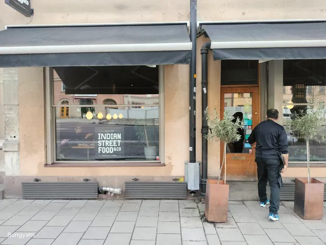 Indian Street Food & Co