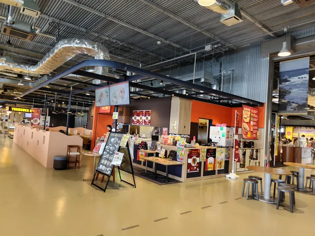 PINOGRILL よこすかポートマーケット店