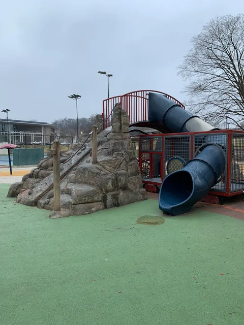 Turkey Thicket Playground And Spray Park
