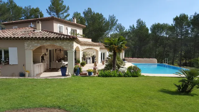 Chambres d'hôtes et Gites - Locations PITOUNUS