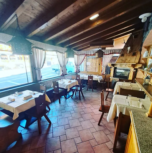 Ristorante - Pizzeria La Vecchia Lanterna di Temù