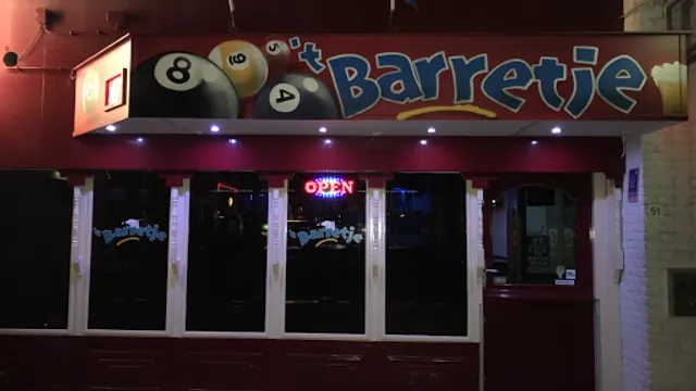 Cafe 't Barretje. Bruin Cafe met Poolbiljart