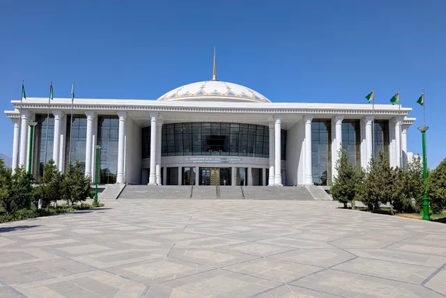 Museum of Fine Arts Türkmenistanyň Şekillendiriş sungaty muzeýi