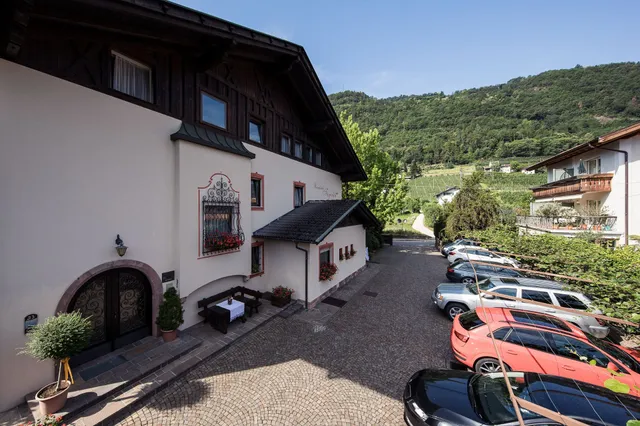 Apartments Feyerlin mit Pool