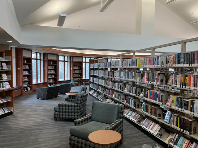 Koelbel Library (Arapahoe Libraries)