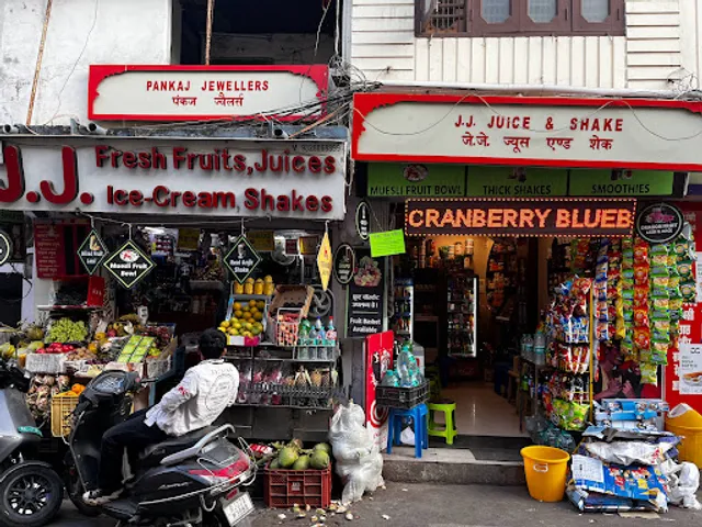 J.J. Fruits & Juices