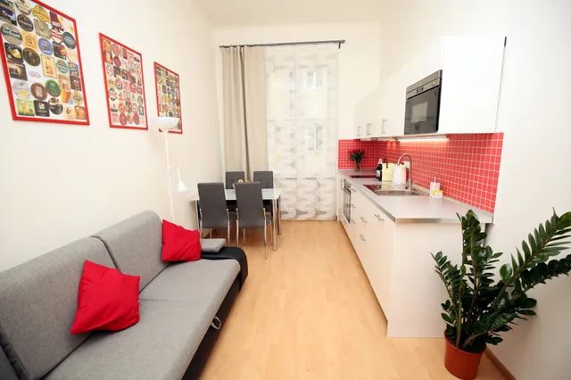 GE Apartments Anglicka