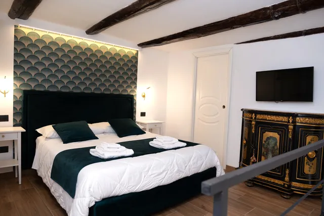 Spaccanapoli Experience