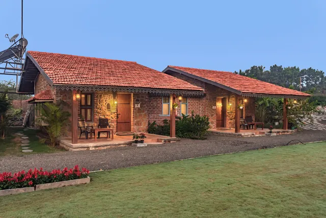 SaffronStays Lake House - Marigold, 4 bedroom villa in Nashik