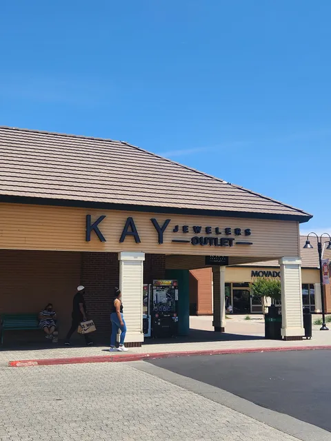 KAY Outlet