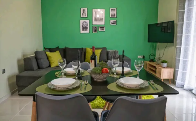 Roumvini's Apartment