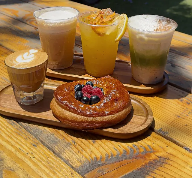 7even Seas Coffee Co.