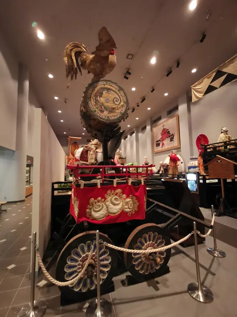 Hirosaki Tourism and Convention Bureau