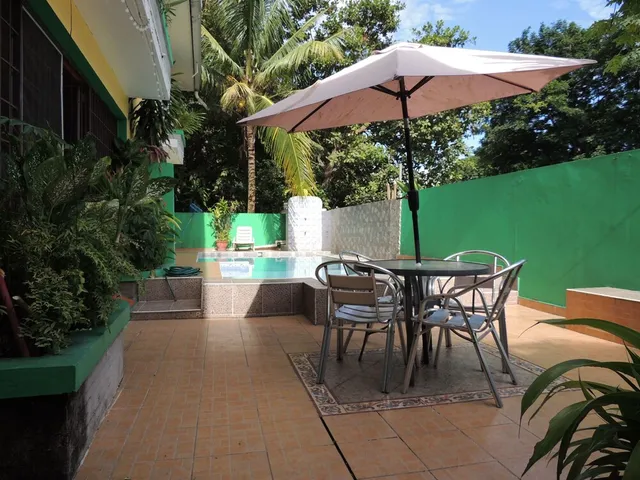 Canal Inn B&B Panama