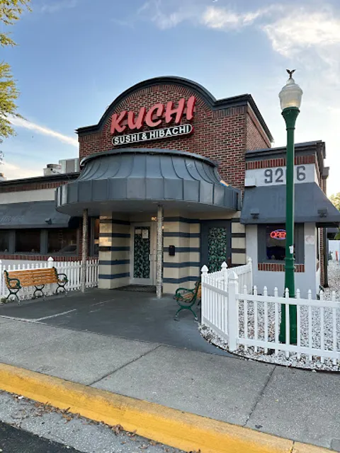KUCHI SUSHI & HIBACHI
