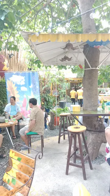 Annie’s Garden Cafe