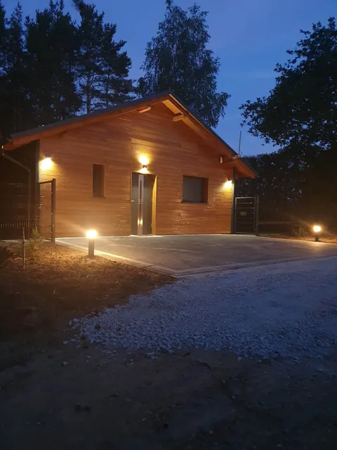 DOMEK POD SOSNAMI DOMINICE / BOSZKOWO