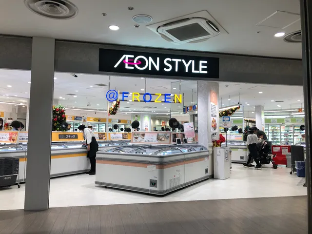 ＠FROZEN イオンスタイル新浦安MONA