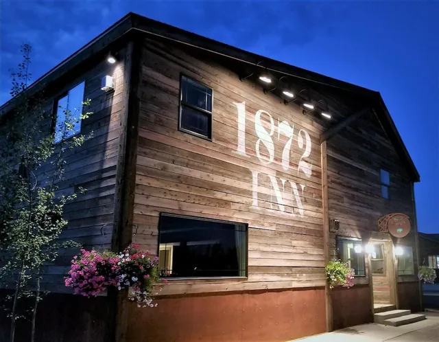 1872 Inn