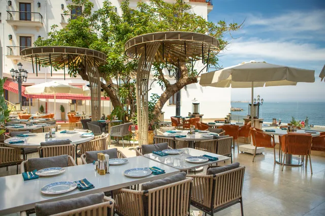 Nima Restaurant & Lounge Bar