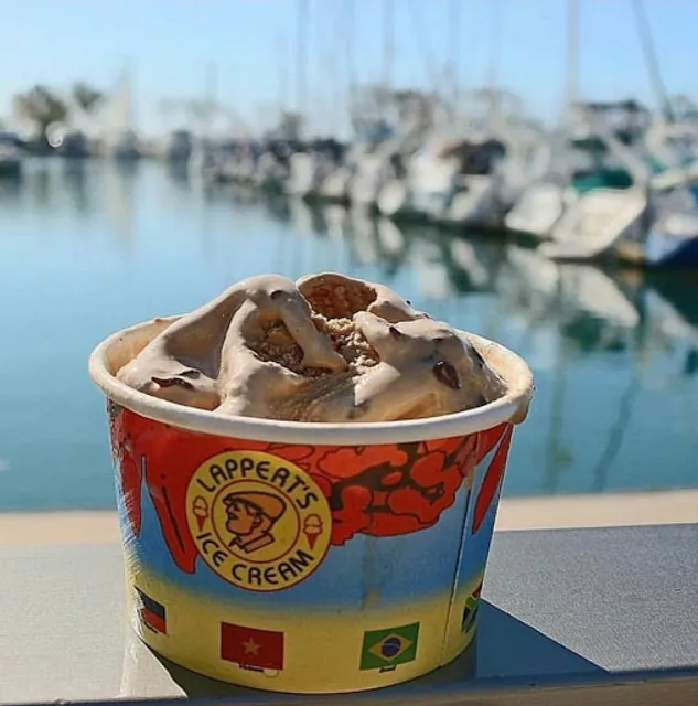 Scoop Deck Ice Cream