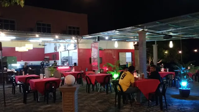 D'King Asian BBQ Specialized