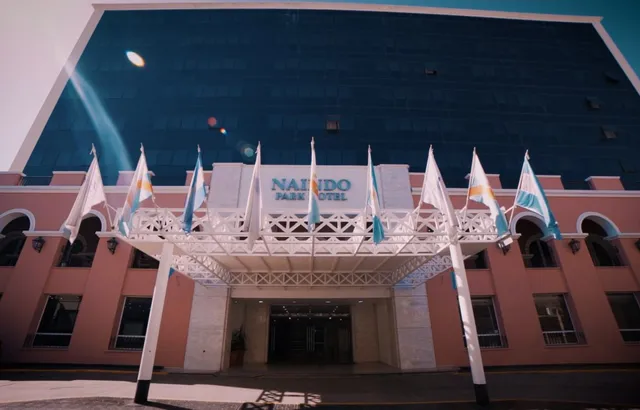 Naindo Park Hotel